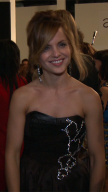 Mena Suvari - Alice Olivia Mena Suvari - Alice Olivia