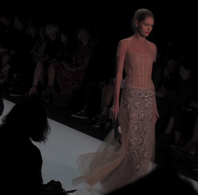 runway look at Isaac Mizrahi runway look at Isaac Mizrahi
