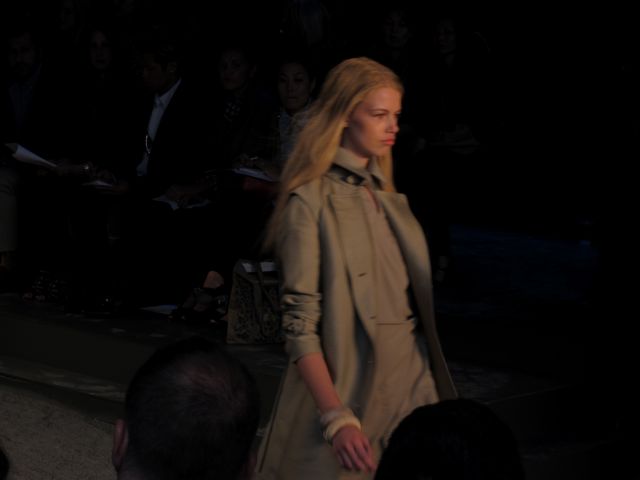 runway look at Edun runway look at Edun