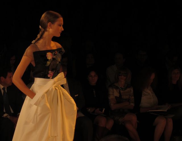 runway look at Carolina Herrera runway look at Carolina Herrera