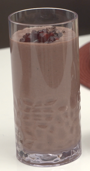 Pomegranate-Cacao Breakfast Smoothie
