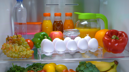 Step by Step Guide to Cleaning the Inside of Your Fridge