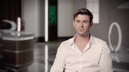 Chris Hemsworth and Tessa Thompson Team Up for Men in Black: International