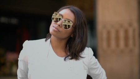Foster Grant, Kat Graham