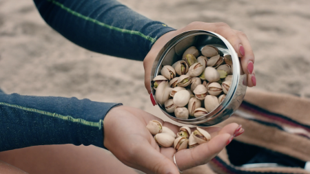 American Pistachio Growers, Pistachio, healthy snack, foods for weight management, lifeminute, lifeminute.tv