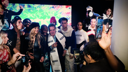 Artistix, nyfw, fashion, Andy Hilfiger, artistix fashion, new york fashion week, Fall/Winter 2020, Ronnie DeVoe, Maino, Amara La Negra, streetwear, skiwear, lifeminute, lifeminute.tv