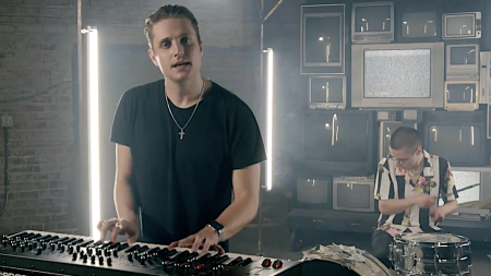 Dez Money, Eddie Money, Eddie Money son,  “Give Me All You Got”, Real Money, money family, Eddie Money's family, music, lifeminute, lifeminute.tv