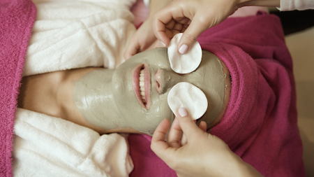 Homemade Face Masks, Facials and Scrubs