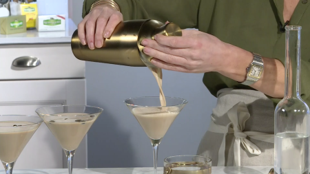 Kerrygold Espresso Hazelnut Martini