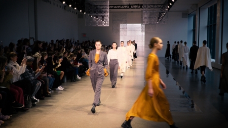 Noon by Noor, nyfw, new york fashion week, fashion, Fall 2020, designers, Shaikha Noor Al Khalifa, Shaikha Haya Al Khalifa, Jamie Chung, Bel Powley, Raveena Aurora, lifeminute, lifeminute.tv