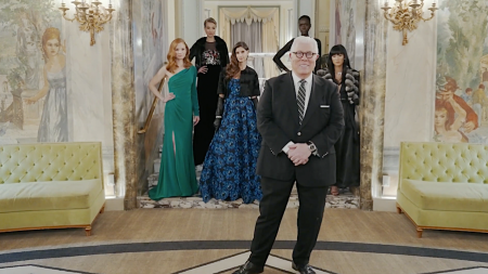 NYFW Fall/Winter 2022: Dennis Basso Pays Homage to the NYC Woman 