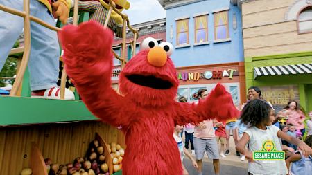 Elmo Celebrates the Grand Opening of Sesame Place San Diego