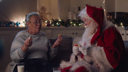 Crest, toothpaste, crest toothpaste, Santa Claus, Bertha Nunn, lifeminute, lifeminute.tv 