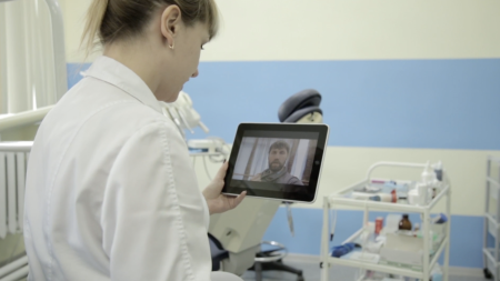 SmileDirectClub, telehealth, Dr. Jeffrey Sulitzer, dentist, oral care, health, oral health, Nashville, SmileDirectClub Nashville, lifeminute, lifeminute.tv