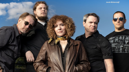 LifeMinute's One to Watch: Vakili Band
