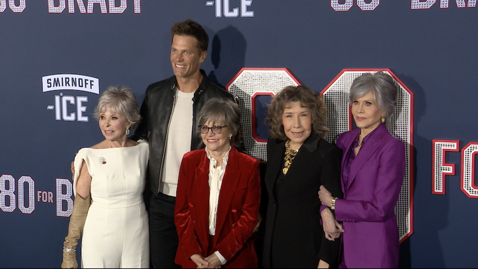 Sally Field: Tom Brady was 'so nervous' on '80 for Brady' set