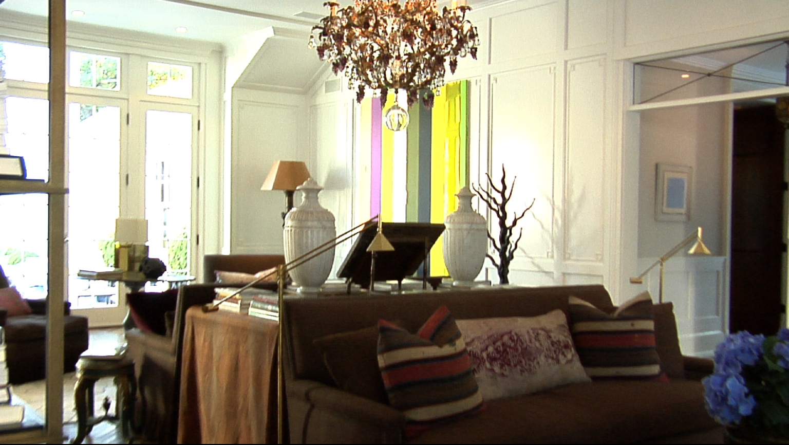 Veranda Magazine Unveils the 'House of Windsor' | LifeMinute TV