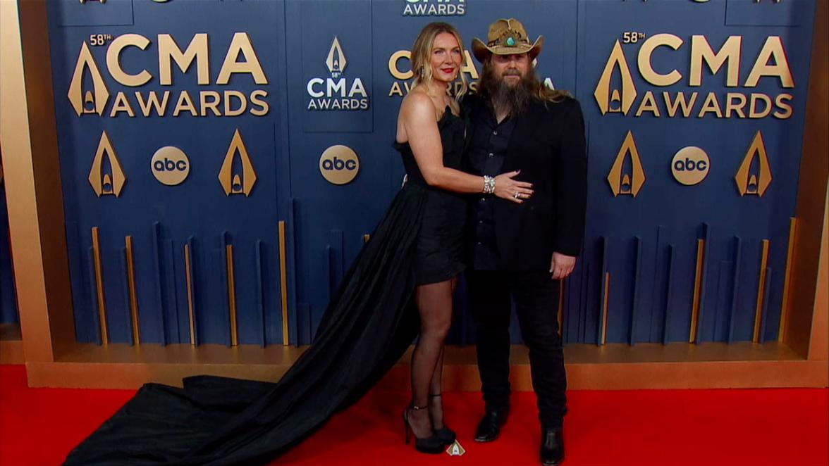 Morgan Wallen, Chris Stapleton, Lainey Wilson, and Cody Johnson win big at the 2024 CMA Awards