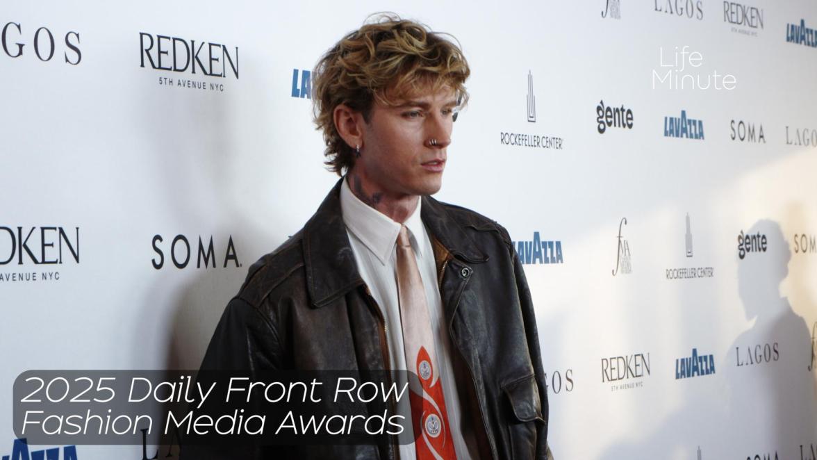 mgk honored with Style Icon