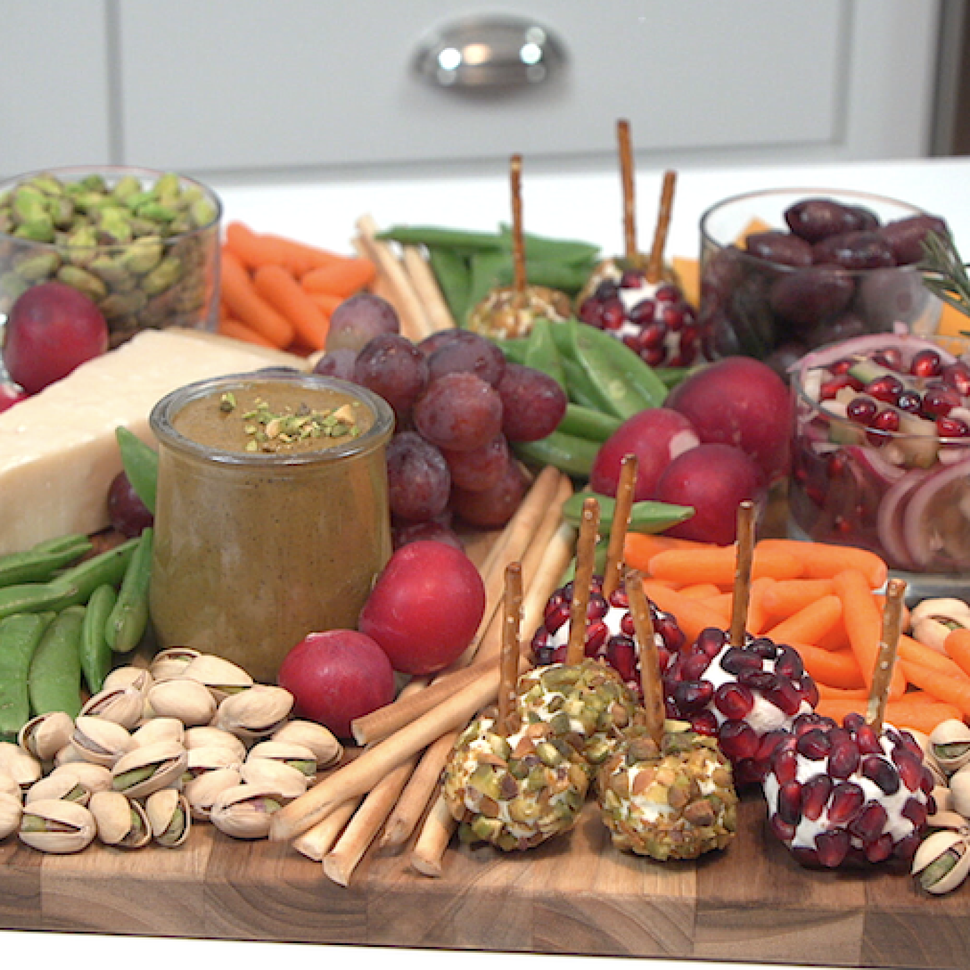 Have a Healthy Holiday with These Nutritious and Delicious Dishes and Drinks episode artwork