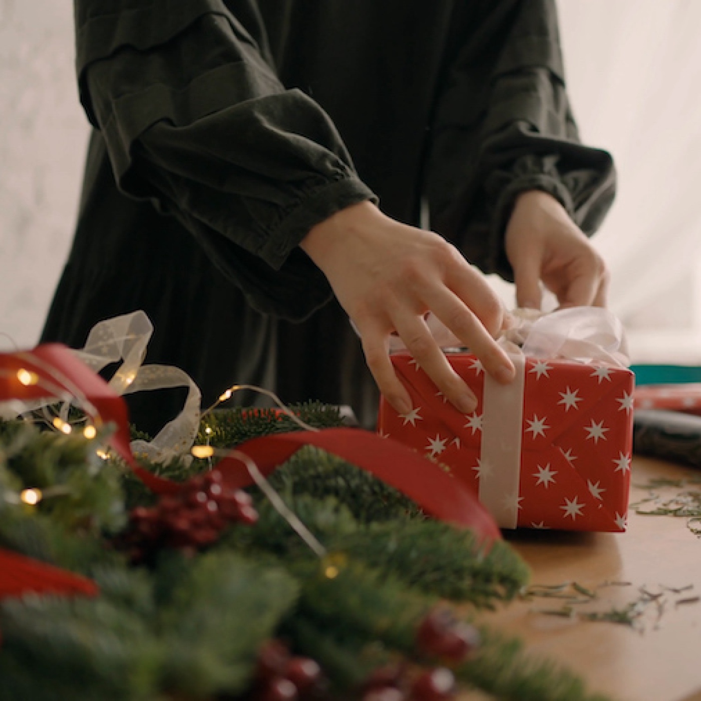 Savvy Shopping and Saving This Holiday Season episode artwork