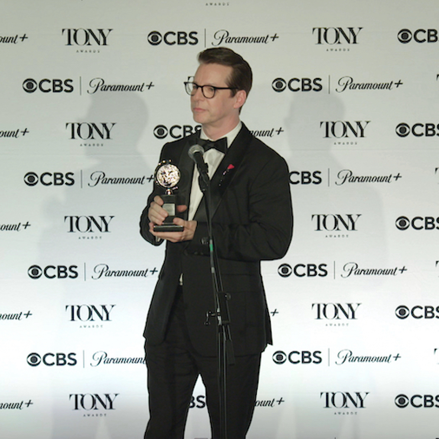 Sean Hayes Says Tony Win Couldn't Have Happened Sooner episode artwork
