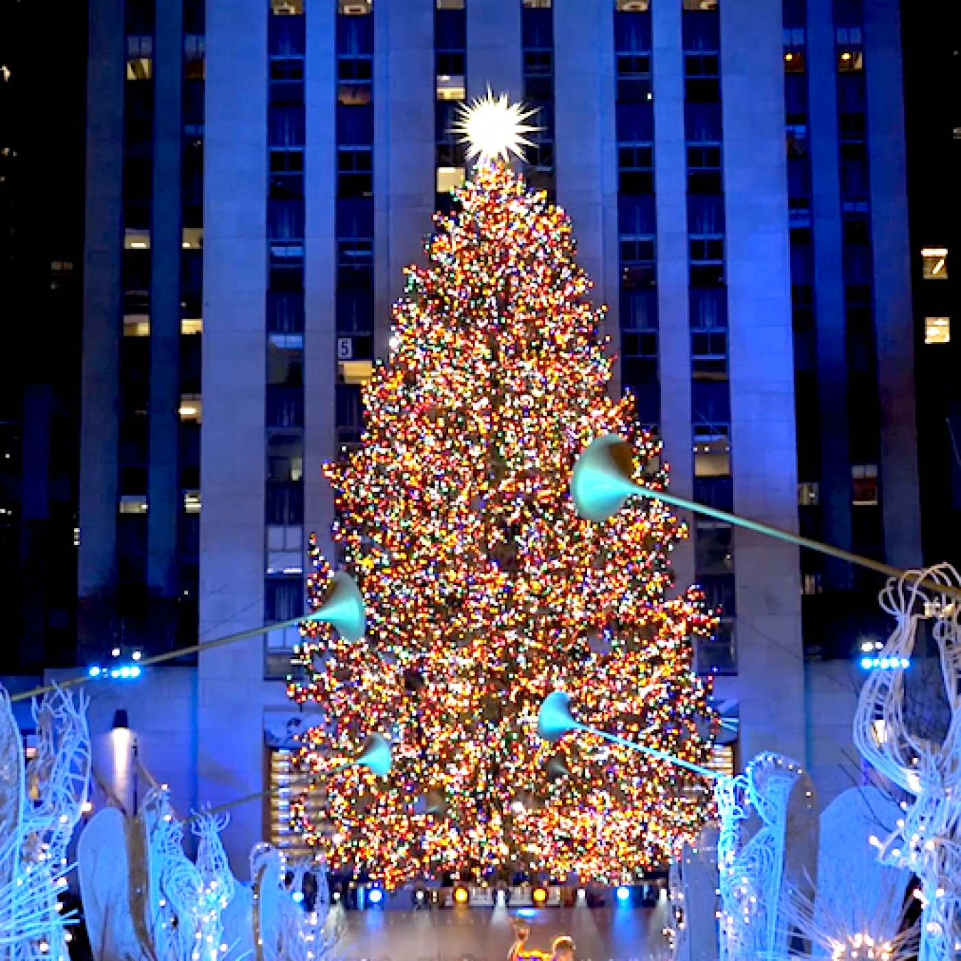 Rockefeller Center Christmas Tree Ceremony Brings Some Holiday Cheer to NYC episode artwork