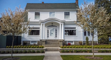 Top 10 Tips for Staging Your Home to Sell