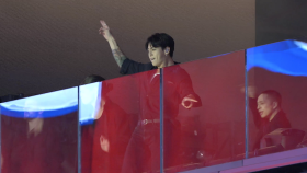 Jungkook's Surprise Times Square NYC Performance