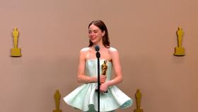 Emma Stone Says She Broke Her Dress During Ryan Gosling's “I'm Just Ken” Performance