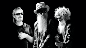 ZZ Top Guitar God Billy F Gibbons Gets “Raw” with New Music, Tour, a Documentary, Even a New Brand of Whiskey 