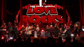 Billy F Gibbons, Elvis Costello, Hozier, Jon Batiste, Linda Perry, Mary J. Blige, and more perform at 10th annual Love Rocks NYC benefit concert 
