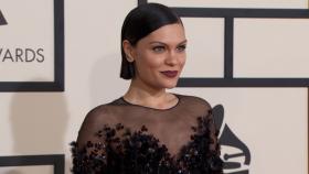 Singer Jessie J reveals breast cancer diagnosis