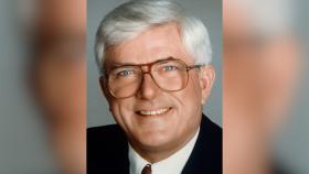 Talk show host Phil Donahue dies at 88