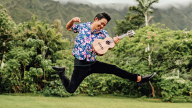 Ukulelist Jake Shimabukuro Collabs with Bette Midler Willie Nelson Jimmy Buffett and More on Star Packed New Album Jake Friends